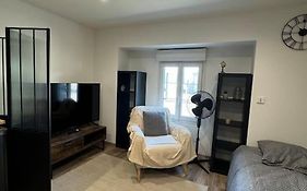 Joli Studio En Rez-De-Chaussee